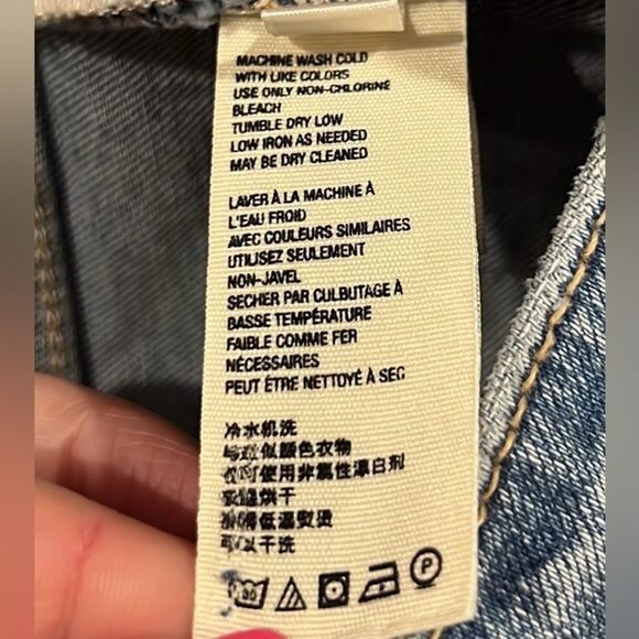 We the free curvy denim distressed button fly jean shorts size 28 - Picture 6 of 7